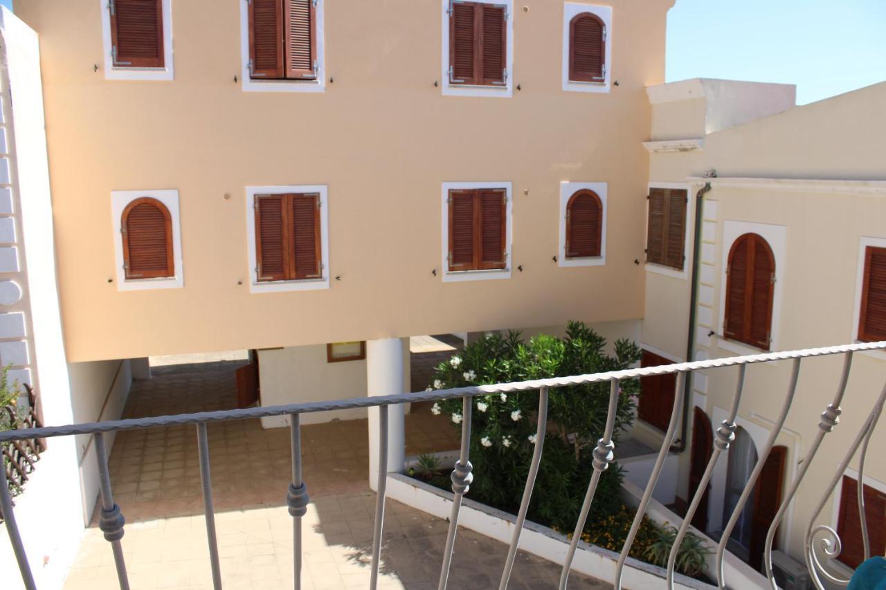 Charming Flat In Santa Teresa Gallura Exterior foto