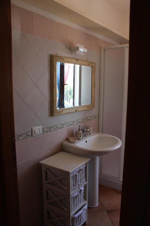 Charming Flat In Santa Teresa Gallura Exterior foto